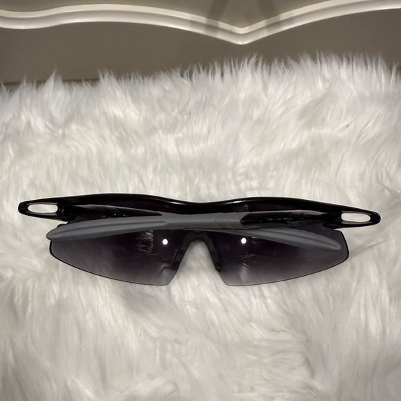 Oakley Black Shield Sunglasses - Picture 14 of 16